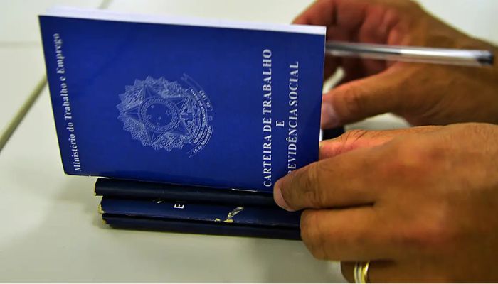 © Marcello Casal JrAgência Brasil Governo confirma salário mínimo de R$ 1.621 em 2026